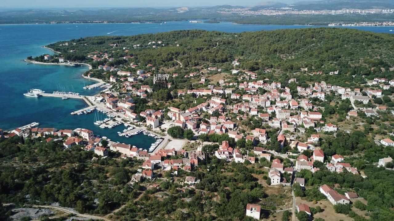 Apartmani Fortuna Зларин Экстерьер фото